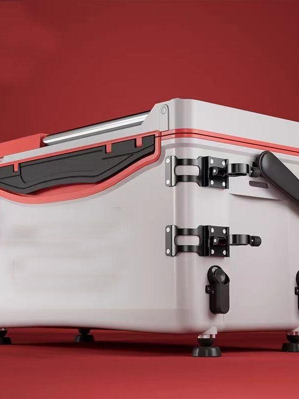 Han Ting First Welfare Fishing Box is an extremely lightweight fishing tank pole-aided umbrella gear kit